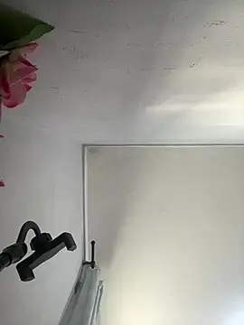 Isabelaa  online show from 06-29-26, 06:52