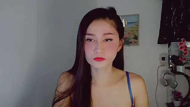 Snapshot of anne_smithe chatting on 10-01-25, 11:11 anne smithe online show from 10-01-25, 11:11