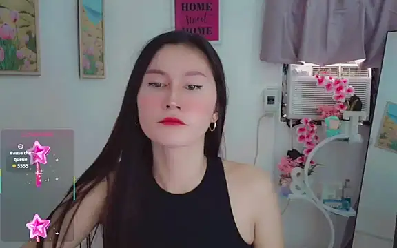 Snapshot of anne_smithe chatting on 02-18-26, 11:22 anne smithe online show from 02-18-26, 11:22