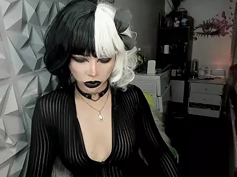 janecomander online show from 07-04-26, 05:02