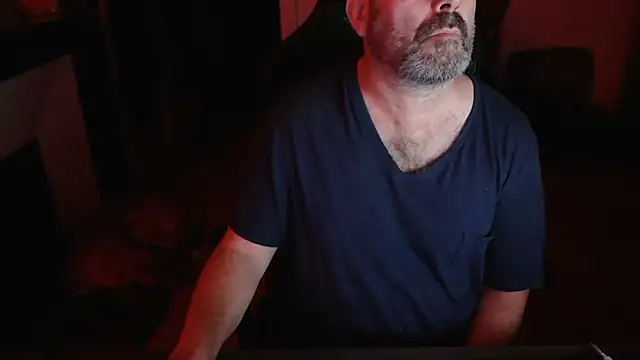 Hairyfred73 online show from 09-27-25, 05:12