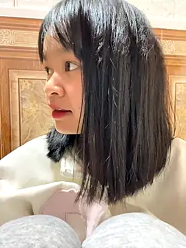 Daisy018 online show from 10-29-25, 03:09