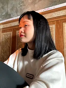 Daisy018 online show from 11-06-25, 01:39