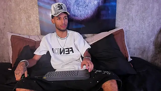 Thiagoferreti online show from 05-07-26, 03:45