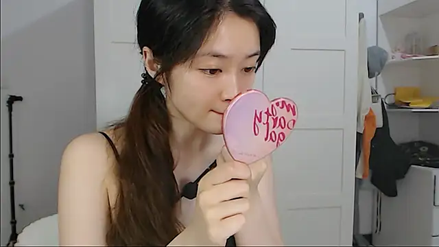 Mimi-cnbaby online show from 05-23-26, 05:12