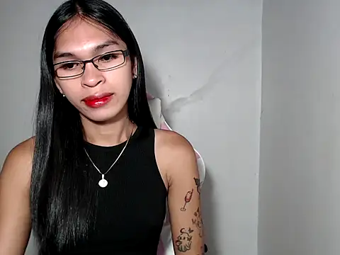 sexloverxxz online show from 11-05-25, 12:21