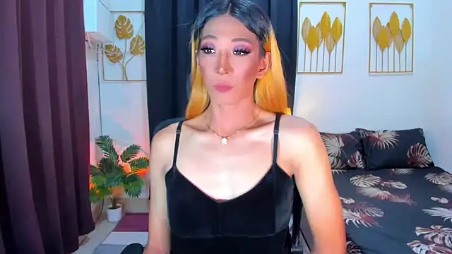 Amandawillson online show from 10-07-25, 07:11