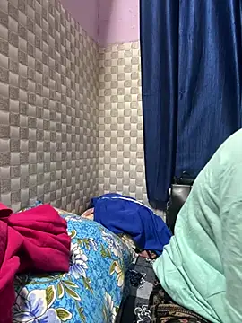 Hot Jaanvi  online show from 07-14-26, 03:44