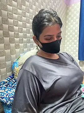 Hot Jaanvi  online show from 07-21-26, 04:04