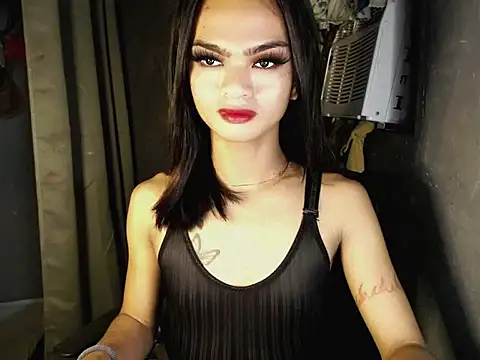 Snapshot of lexie_malingera chatting on 04-14-26, 03:29 lexie malingera online show from 04-14-26, 03:29