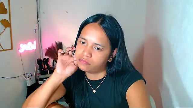 Snapshot of Lorainnelustts chatting on 03-02-26, 05:08 Lorainnelustts online show from 03-02-26, 05:08