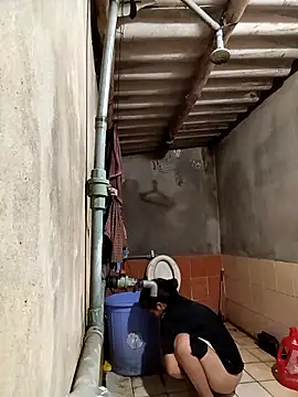 Snapshot of Harmony92 chatting on 10-12-25, 12:15 Harmony92 online show from 10-12-25, 12:15