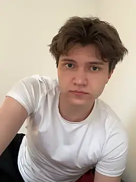 leeto5 online show from 04-24-26, 02:41