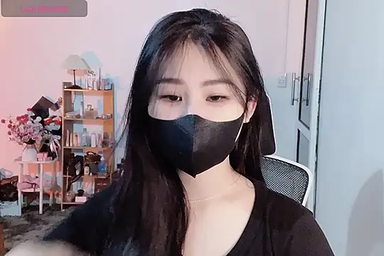 Snapshot of ___Daisy___ chatting on 11-29-25, 07:00 Daisy online show from 11-29-25, 07:00