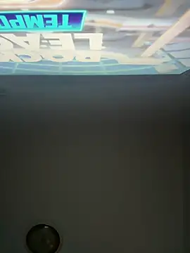 aavrdvh33 online show from 09-17-25, 11:39