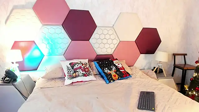 ArielleWilde online show from 12-20-25, 04:30