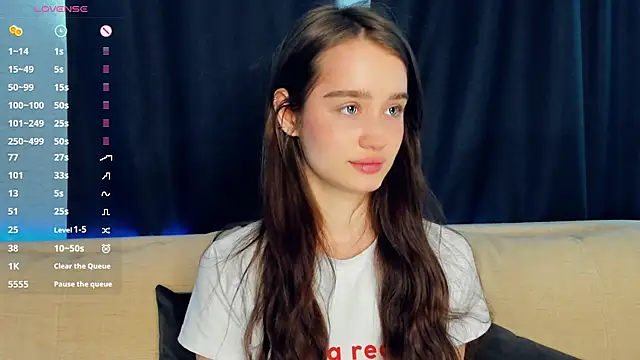 Snapshot of lovelyalivia chatting on 02-17-26, 07:38 lovelyalivia online show from 02-17-26, 07:38