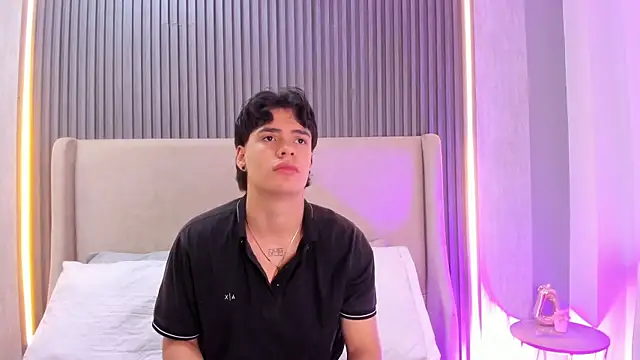 BenitoSaenz online show from 11-12-25, 12:05