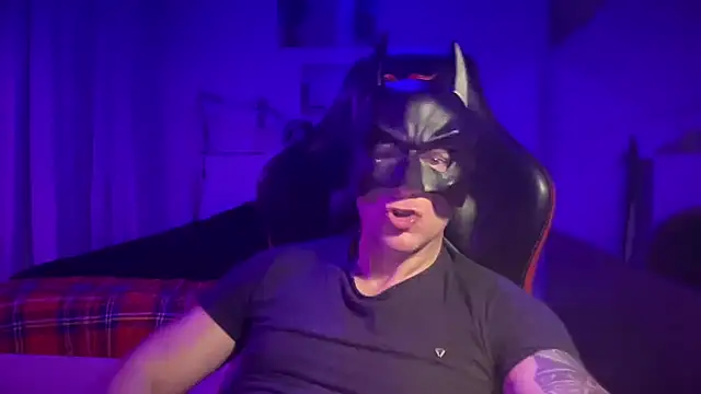 Snapshot of HardMattSteel chatting on 01-06-26, 11:29 HardMattSteel online show from 01-06-26, 11:29