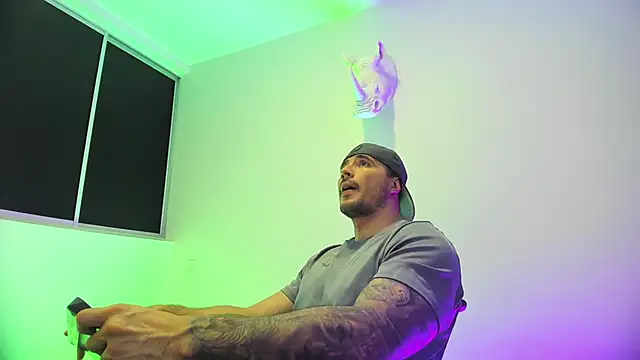 Snapshot of Dagoti chatting on 02-05-26, 01:10 Dagoti online show from 02-05-26, 01:10