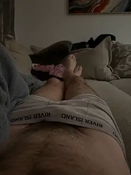 Snapshot of leroy9501 chatting on 10-05-25, 03:16 leroy9501 online show from 10-05-25, 03:16