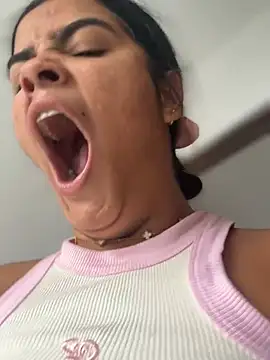 Kaily Sweet16 online show from 04-18-26, 07:07