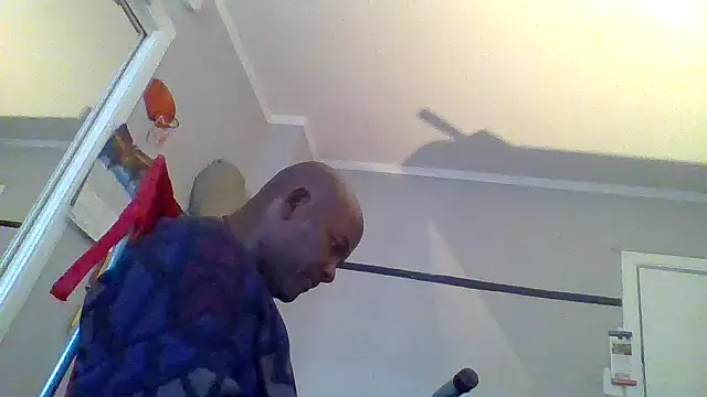 Snapshot of JezOne555 chatting on 10-05-25, 06:28 JezOne555 online show from 10-05-25, 06:28