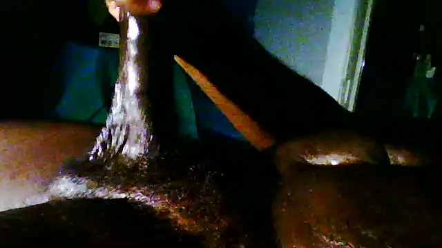 Snapshot of JezOne555 chatting on 11-26-25, 06:31 JezOne555 online show from 11-26-25, 06:31