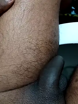 Snapshot of princemaheshboblover chatting on 11-22-25, 05:50 princemaheshboblover online show from 11-22-25, 05:50