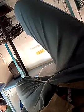 Snapshot of princemaheshboblover chatting on 11-23-25, 06:57 princemaheshboblover online show from 11-23-25, 06:57