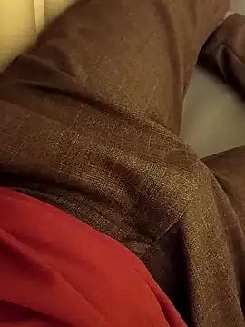 Snapshot of princemaheshboblover chatting on 11-25-25, 02:50 princemaheshboblover online show from 11-25-25, 02:50