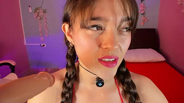 Luciemaurerr online show from 12-01-25, 02:49