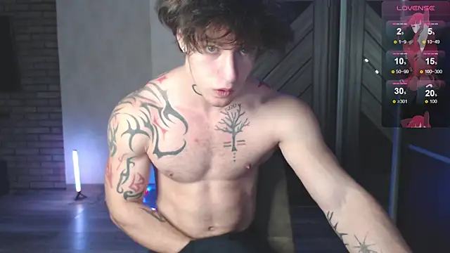 Snapshot of Brendan__Piks chatting on 12-22-25, 08:00 Brendan Piks online show from 12-22-25, 08:00