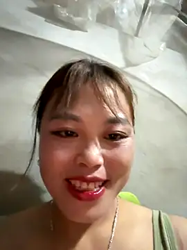 Snapshot of MychuSweet chatting on 12-02-25, 12:10 MychuSweet online show from 12-02-25, 12:10