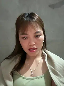 Snapshot of MychuSweet chatting on 12-18-25, 11:44 MychuSweet online show from 12-18-25, 11:44