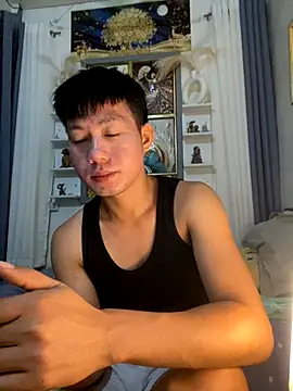 Snapshot of xshyboyx chatting on 10-07-25, 02:03 xshyboyx online show from 10-07-25, 02:03
