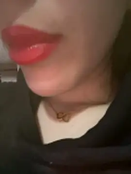 Mimisixo online show from 04-02-26, 11:24