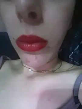Snapshot of Mimisixo chatting on 07-14-26, 01:50 Mimisixo online show from 07-14-26, 01:50