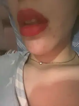 Snapshot of Mimisixo chatting on 07-26-26, 04:36 Mimisixo online show from 07-26-26, 04:36