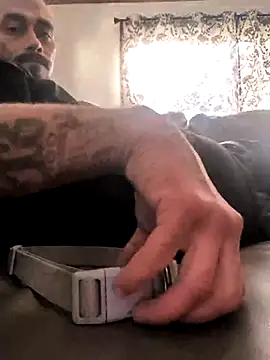 Snapshot of Cnutt310 chatting on 12-01-25, 09:53 Cnutt310 online show from 12-01-25, 09:53