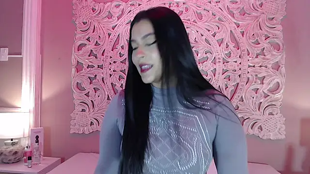 Snapshot of VictoriaPowell chatting on 09-16-25, 12:06 VictoriaPowell online show from 09-16-25, 12:06