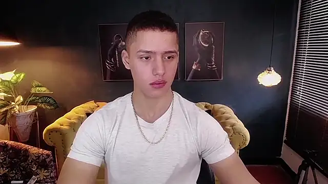 Snapshot of deivid_parker chatting on 09-13-25, 02:06 deivid parker online show from 09-13-25, 02:06
