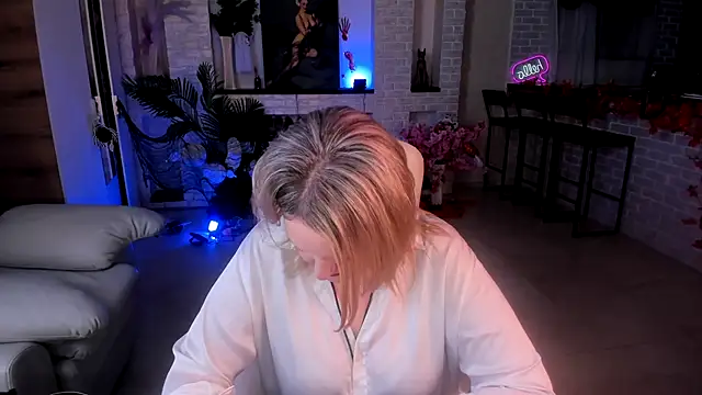 Snapshot of MariemLui chatting on 11-01-25, 03:58 MariemLui online show from 11-01-25, 03:58