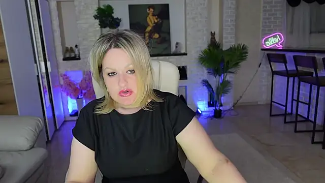 MariemLui online show from 04-07-26, 03:56