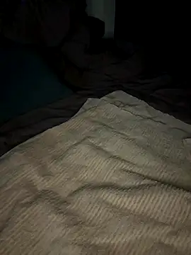 Snapshot of meme_n chatting on 09-10-25, 01:00 meme n online show from 09-10-25, 01:00