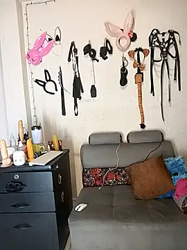 angierot2025 online show from 12-04-25, 11:02