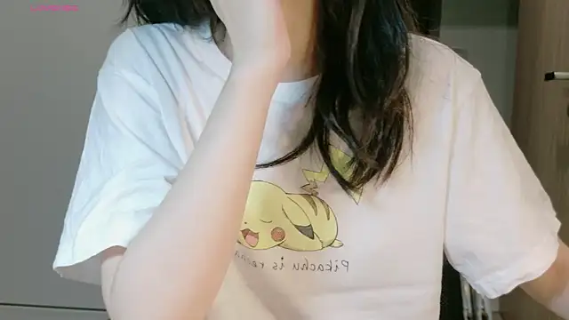 Ryeon 99 online show from 04-14-26, 03:51