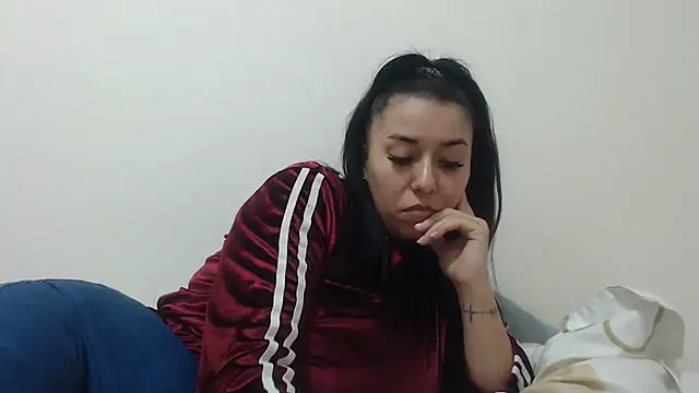 Maryem637048 online show from 02-06-26, 02:20