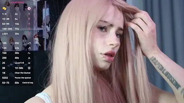 PieraMarch online show from 11-18-25, 07:13