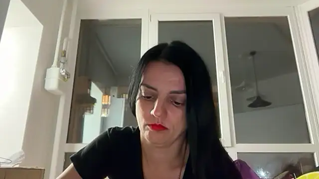 Snapshot of Sladosttss chatting on 11-02-25, 07:27 Sladosttss online show from 11-02-25, 07:27